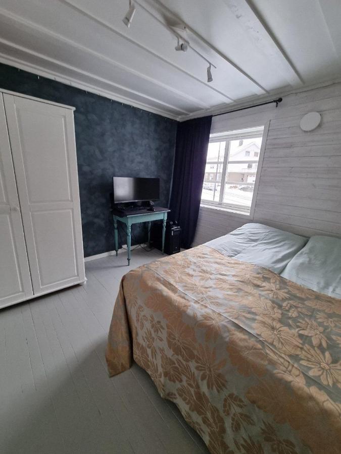 Koselig Leilighet Midt I Sentrum Apartment Skjervoy Exterior photo